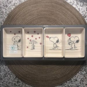 Snoopy 4 Compartment Tray